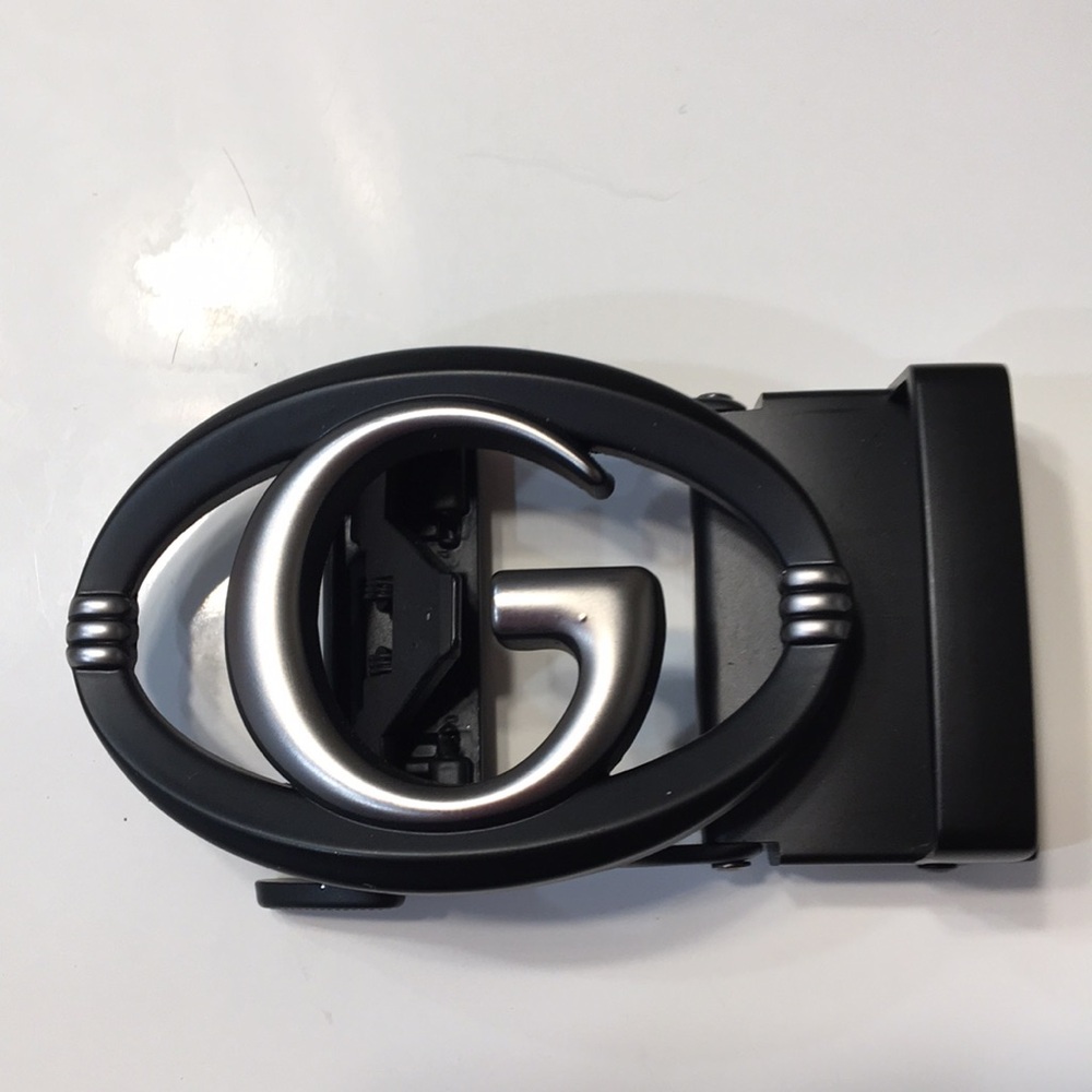 NWOT Men’s Automatic G Belt Buckle